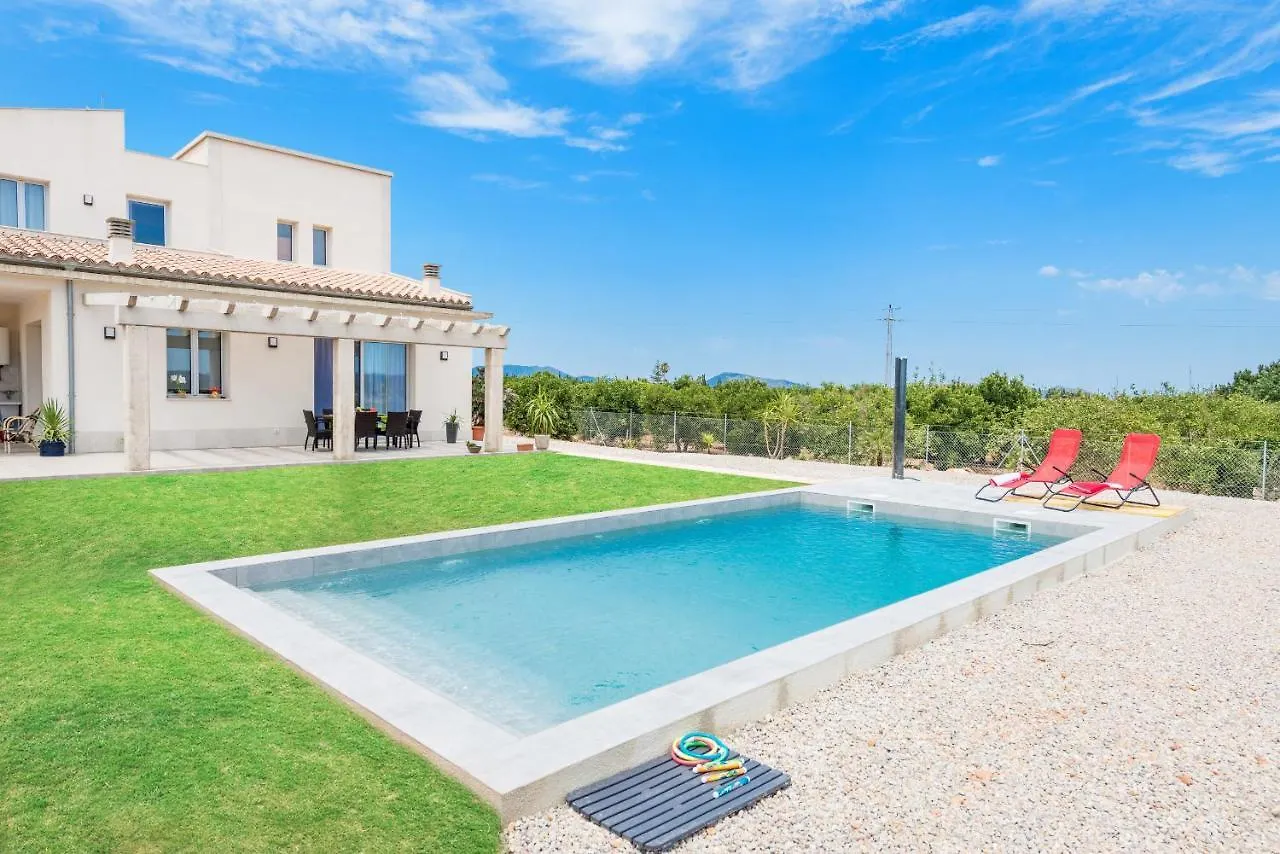 Villa Albaimar With Swimming Pool And Garden Llubí
