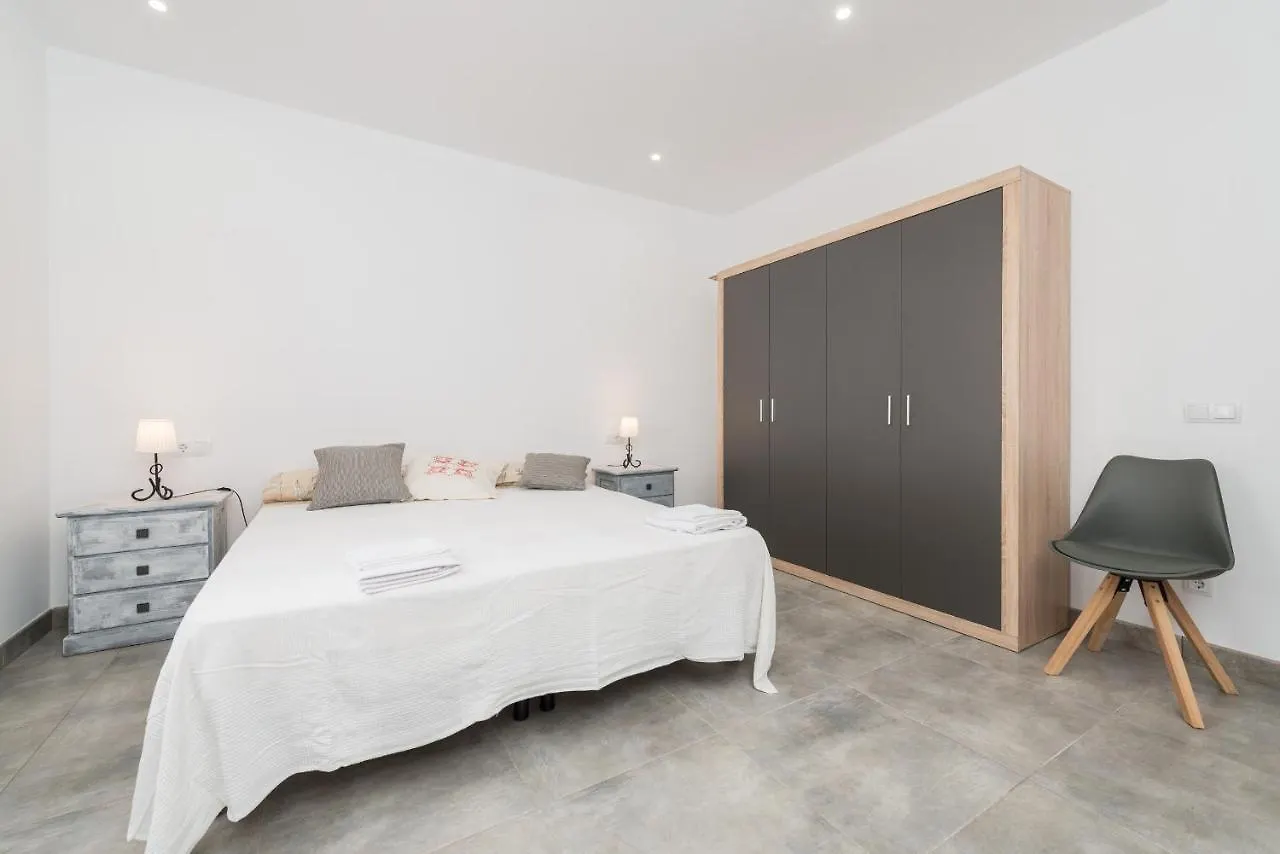 Villa Albaimar With Swimming Pool And Garden Llubí